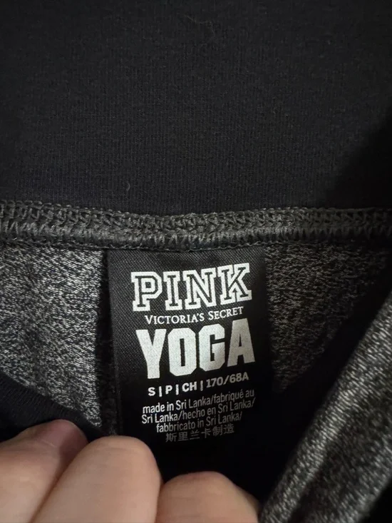 Victoria's Secret PINK Victoria's Secret Gray Logo Stripe Leggings - Picture 2 of 3